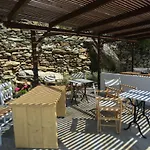Alisachni Andros Apartment