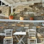 Alisachni Andros Apartment