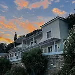 Alisachni Andros Apartamento *