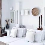 Alisachni Andros *