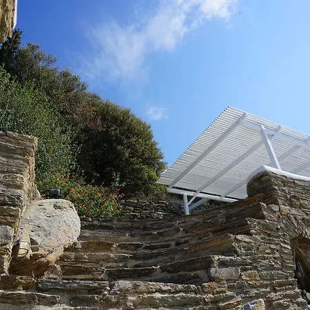 Alisachni Andros Lejlighed *