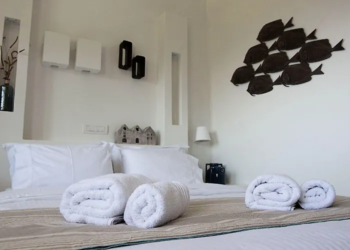 Alisachni Andros * Agia Eleousa